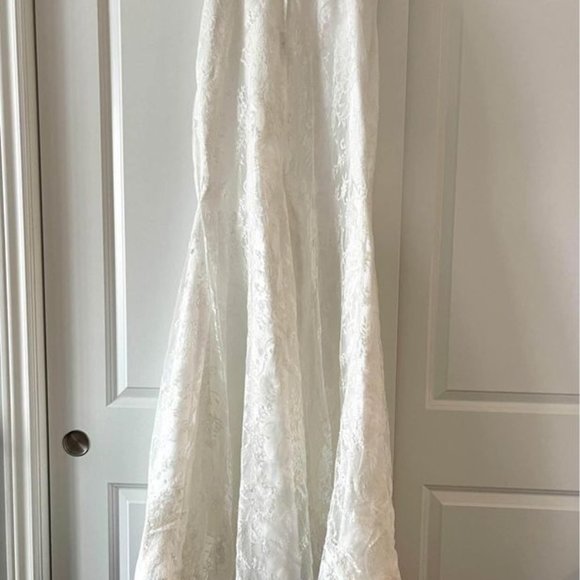 Lace Wedding Dress Bridal Gown - Picture 7 of 8